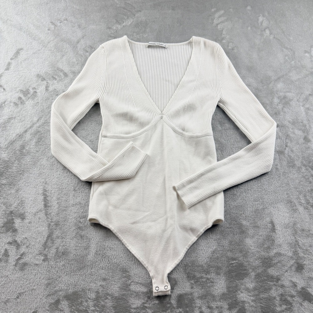 Abercrombie & Fitch Women's Small White Long Sleeve Ribbed V-Neck Bodysuit